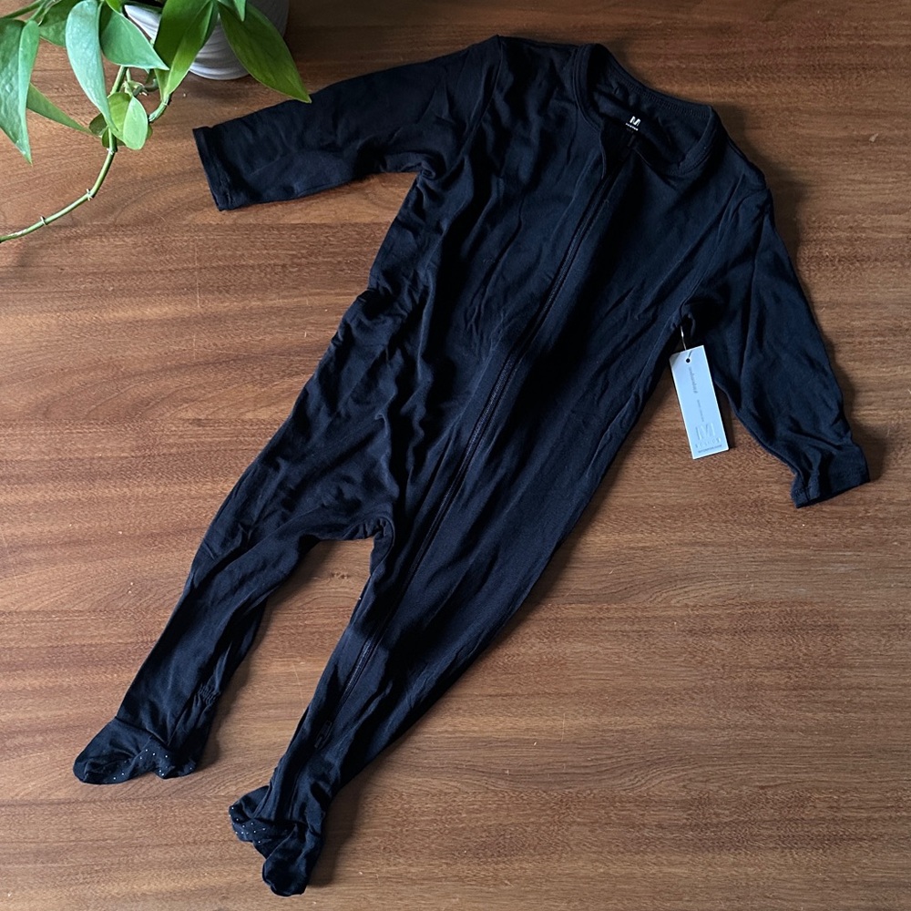 Minimalist New With Tags Black Footed Baby Onesie Size 9M